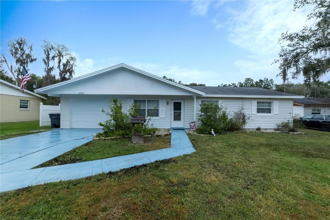 4707 Kanoy Dr., Lakeland, FL 33805