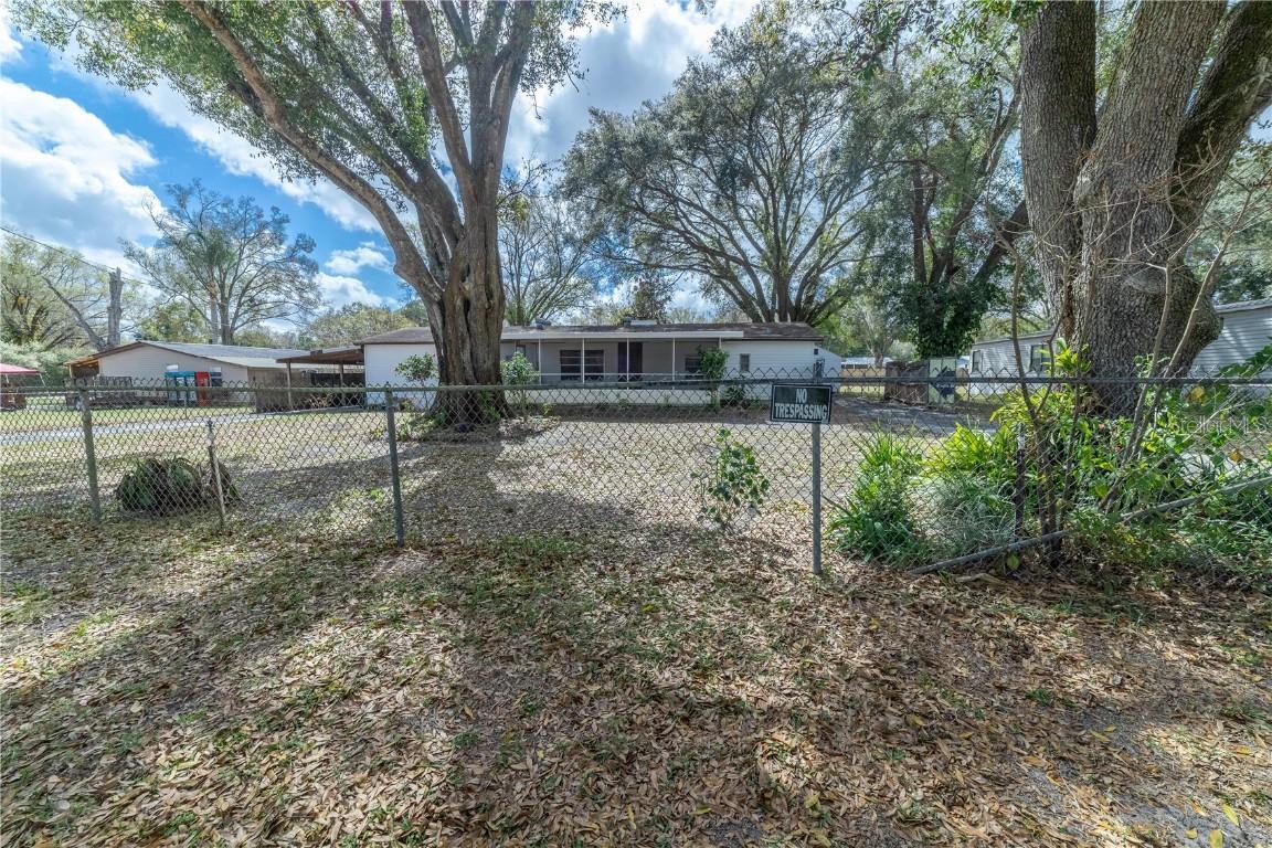 307 Temple Ct., Winter Haven, FL 33880