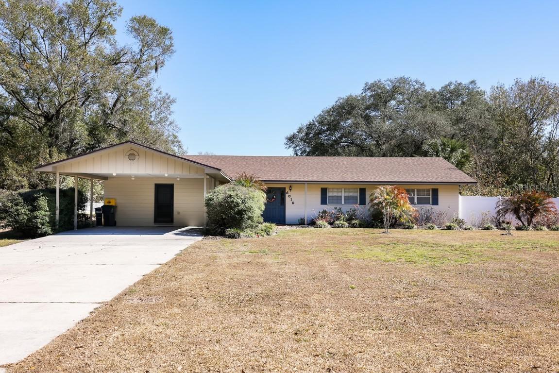 6010 Oakview Dr., Lakeland, FL 33811