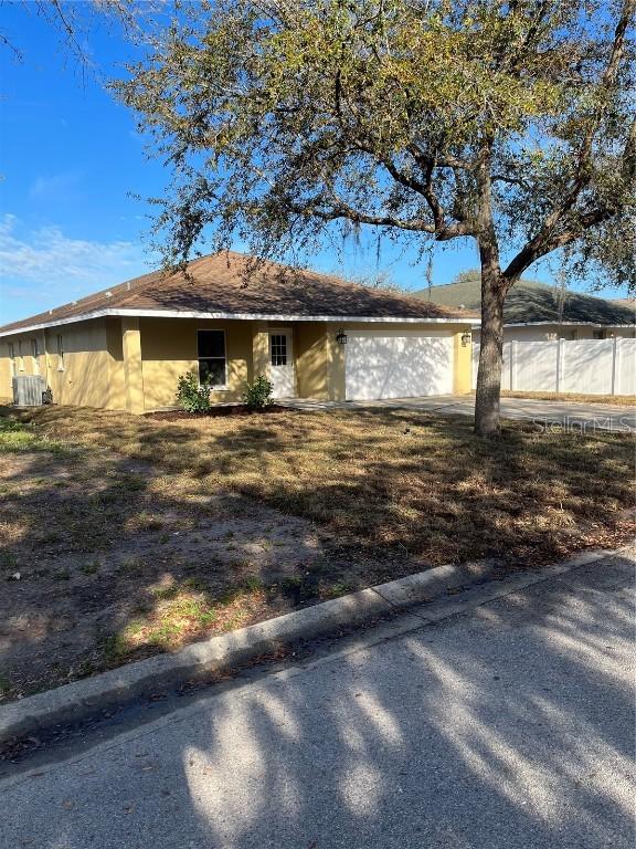 2310 Pleasure Run Dr., Ruskin, FL 33570