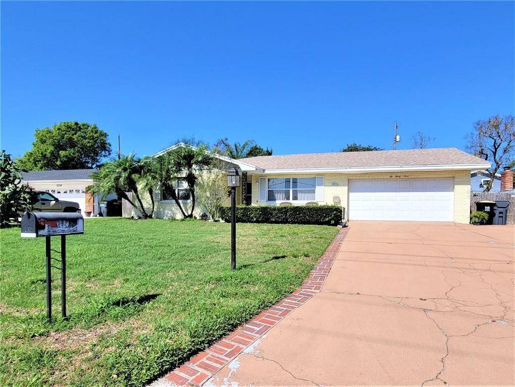 233 Lake Ned Rd., Winter Haven, FL 33884