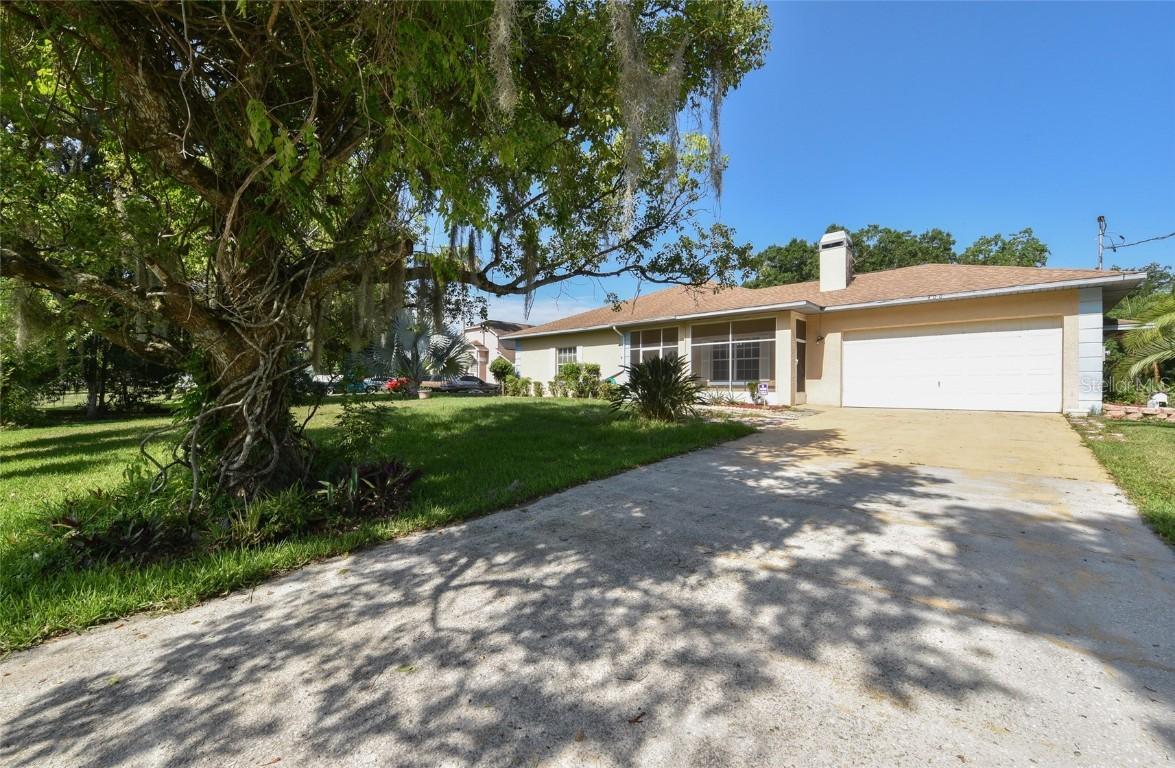 400 Grape Ave., St. Cloud, FL 34769