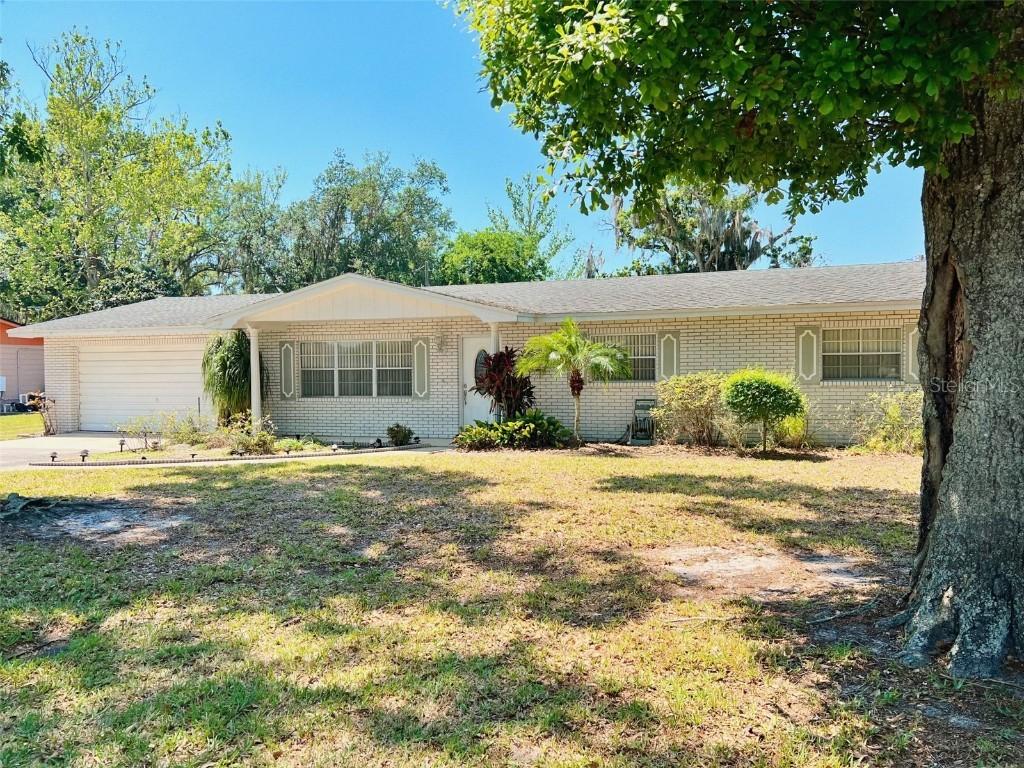 1320 Magdalene Ct., Lakeland, FL 33801