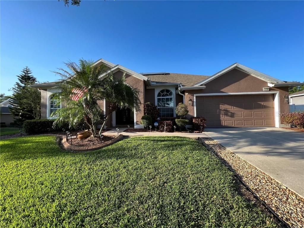 1939 Heartland Cir., Valrico, FL 33594