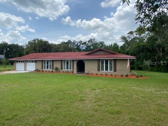 2902 Asherwoods Rd., Lakeland, FL 33811