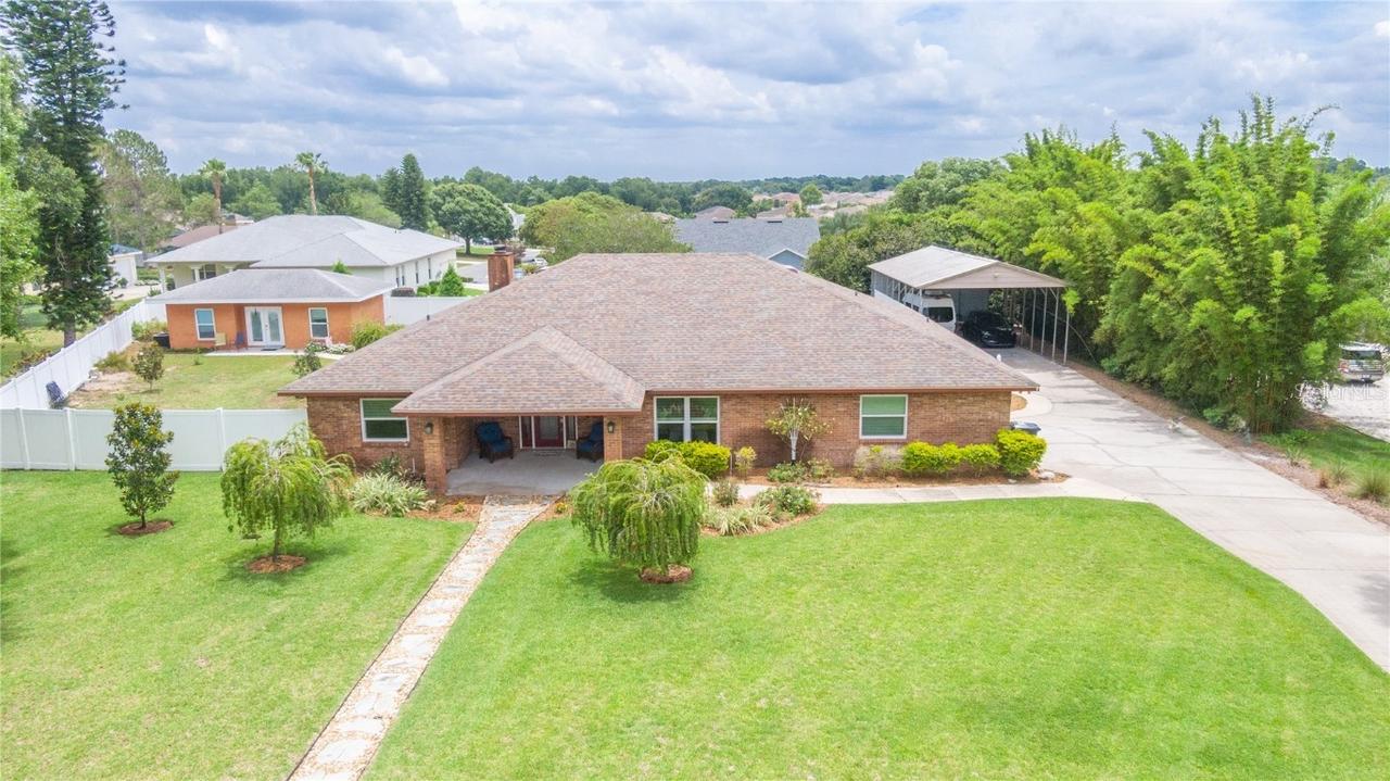 3240 Eastwood Dr., Lakeland, FL 33812
