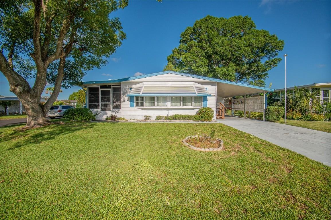 4910 Foxwood Blvd., Lakeland, FL 33810