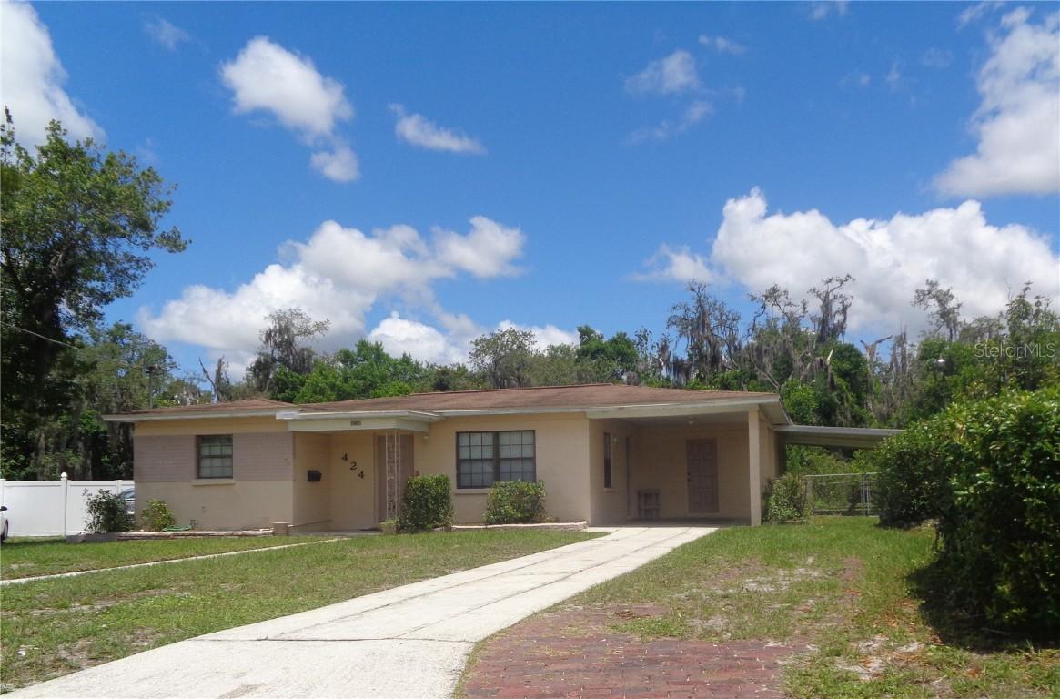 424 Pevetty Dr., Plant City, FL 33563