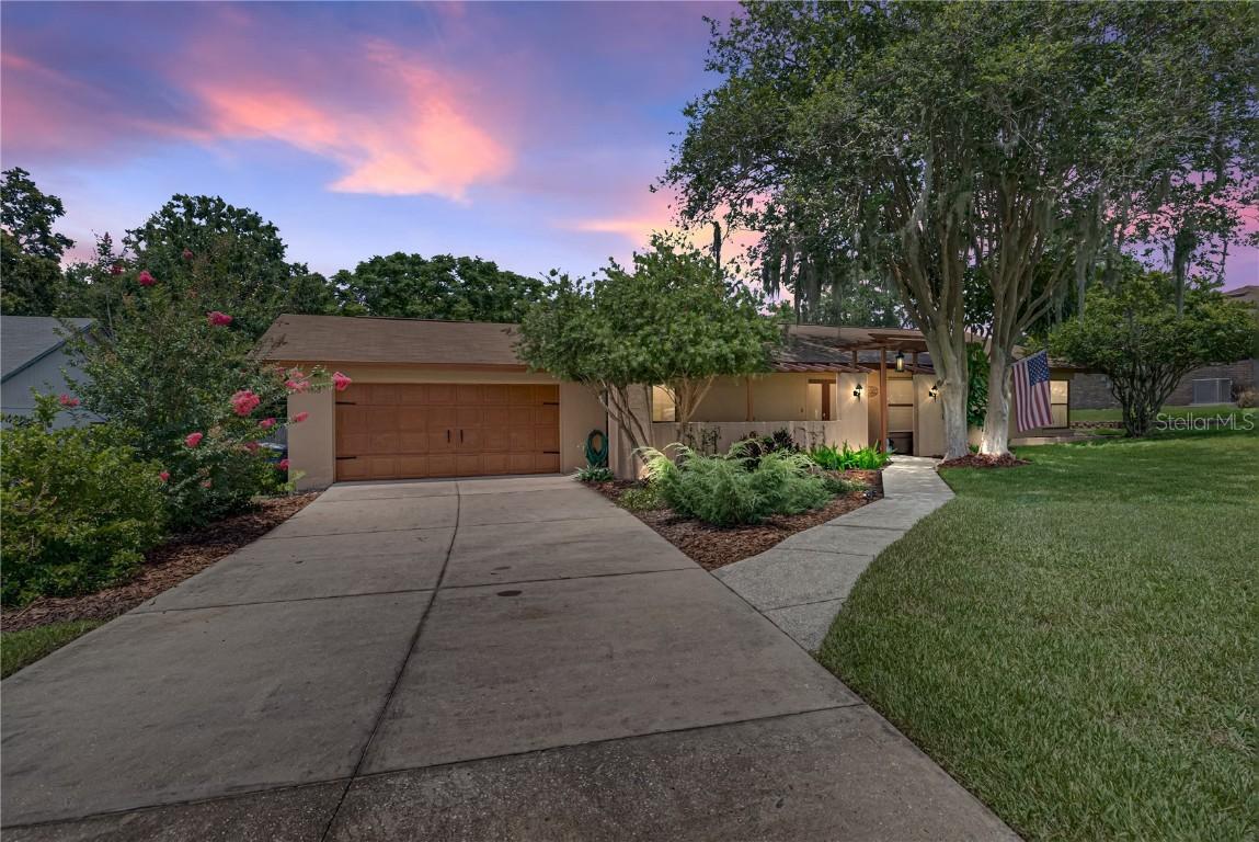 1910 Michelle Ln., Lakeland, FL 33813