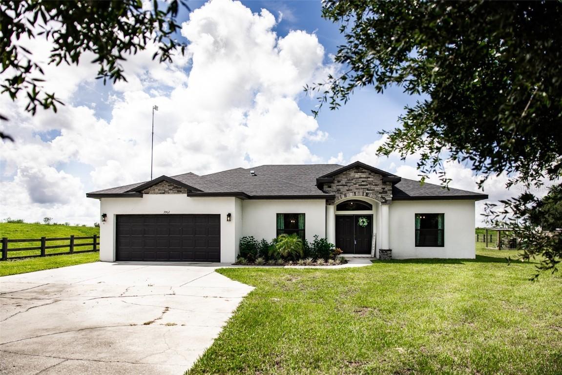 3962 Mammoth Grove Rd., Lake Wales, FL 33898