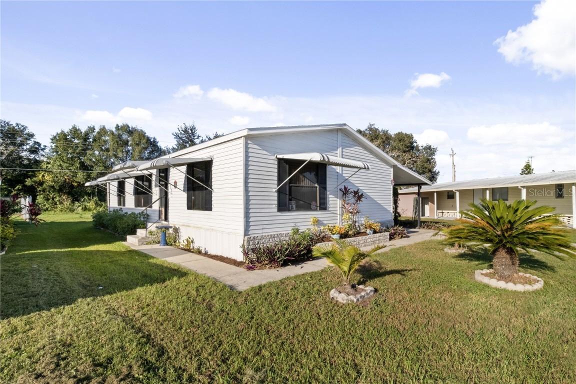3526 Lazy Lake Dr., Lakeland, FL 33801
