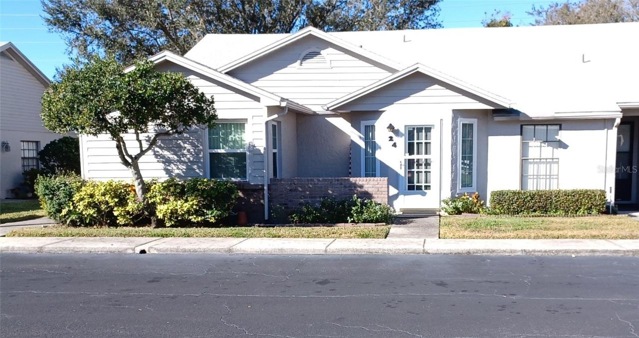 6464 Sandpipers Dr. #24, Lakeland, FL 33809