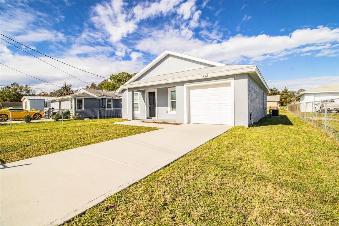 2812 Fletcher Ave., Lakeland, FL 33803