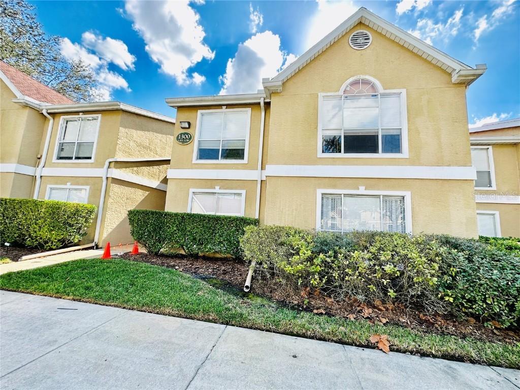 9481 Highland Oak Dr. #1304, Tampa, FL 33647