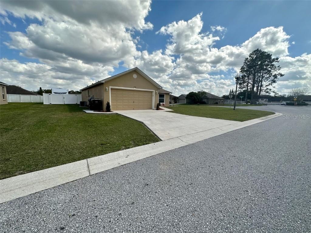 5326 Miriam Dr., Lakeland, FL 33812