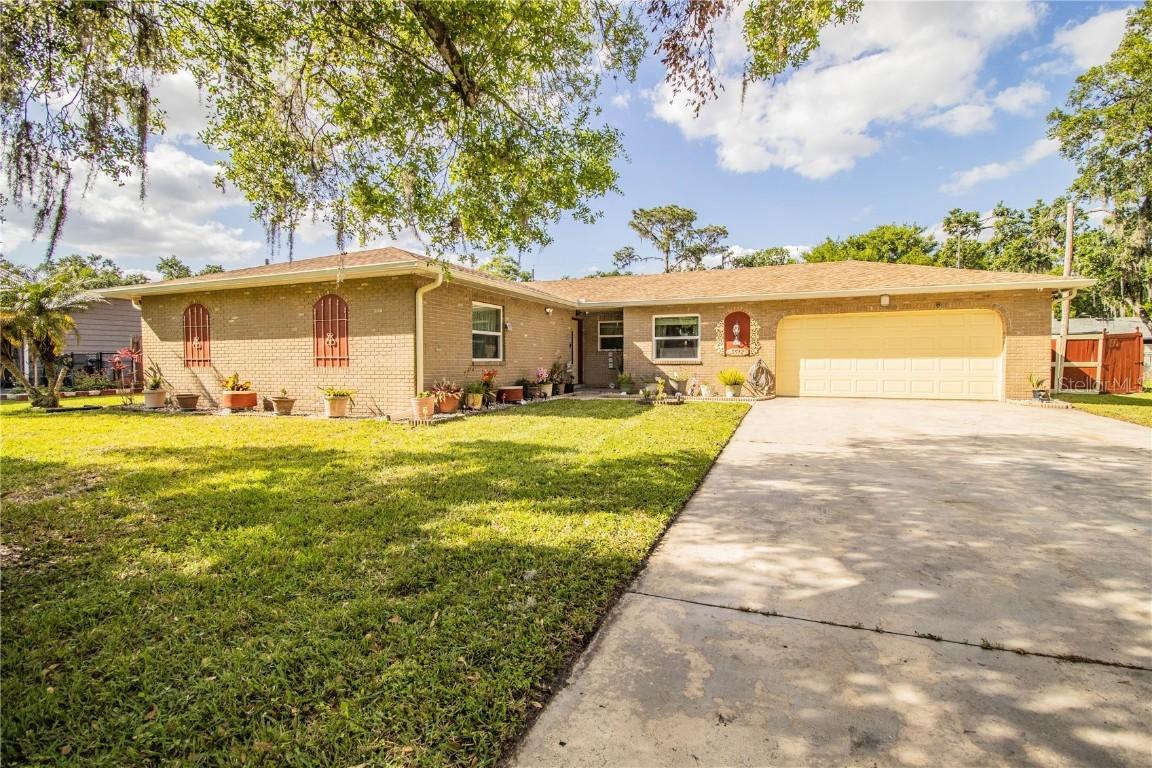 3512 Lori Ln., Lakeland, FL 33801