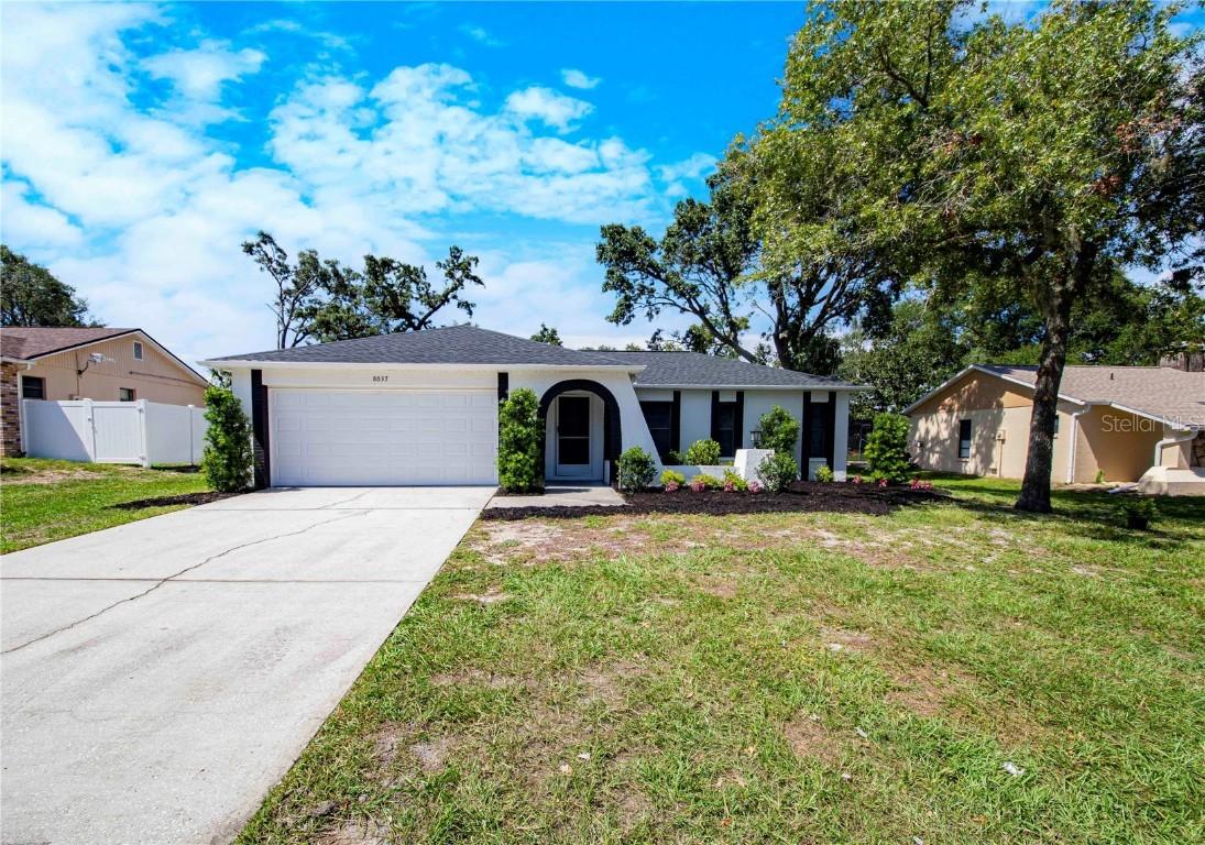 8037 Philatelic Dr., Spring Hill, FL 34606