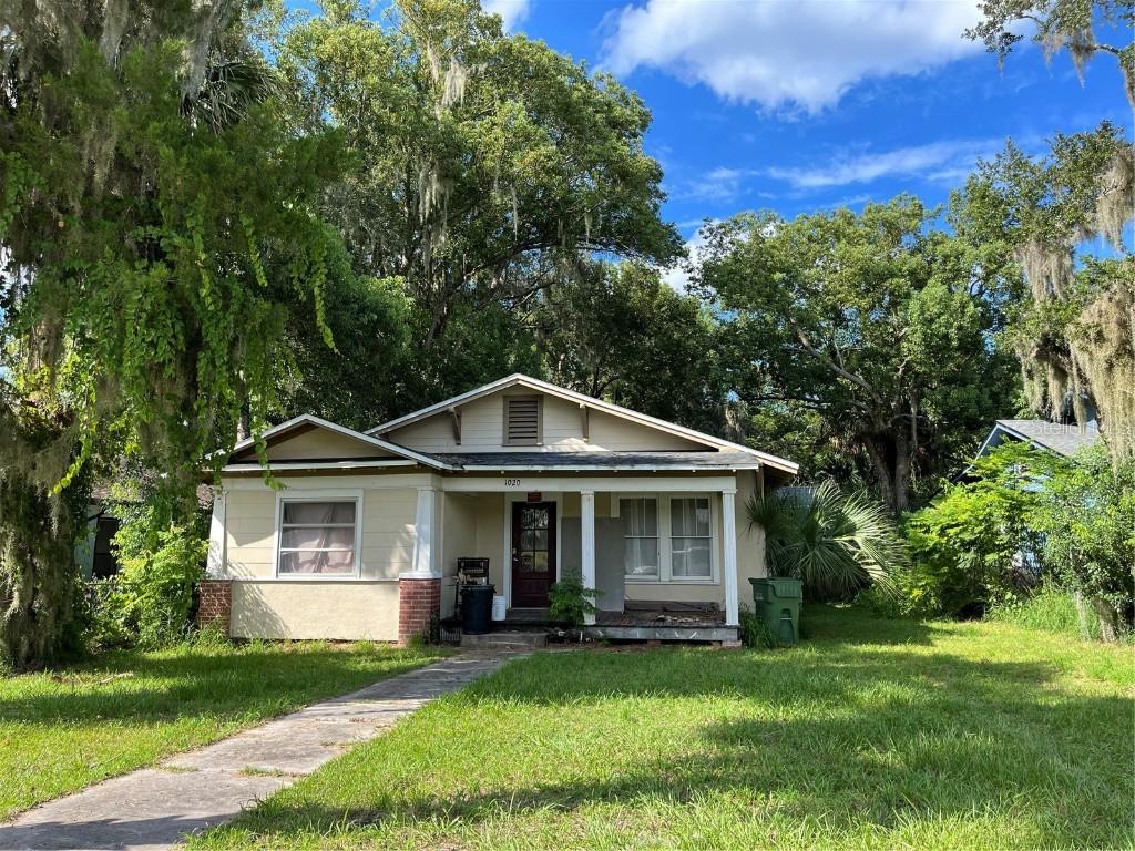 1020 W Line St., Leesburg, FL 34748