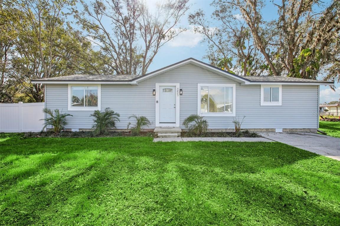 5225 Golden Gate Blvd., Polk City, FL 33868