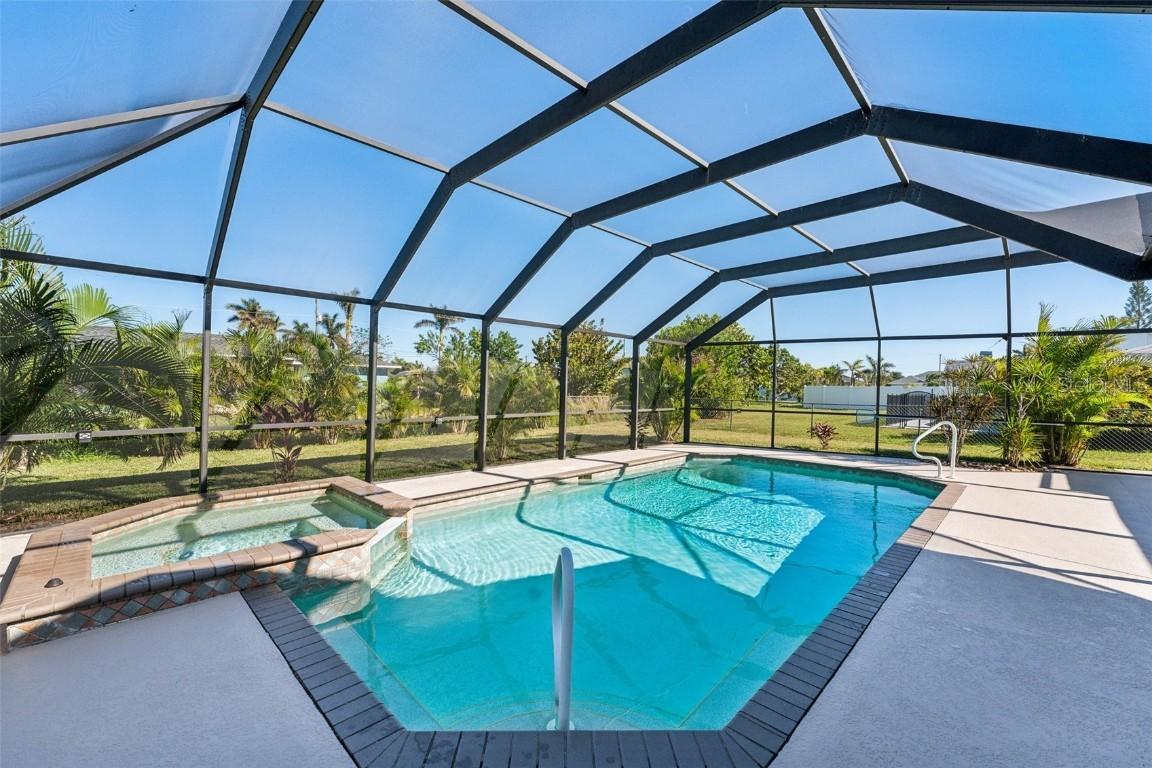 221 SW 47th St., Cape Coral, FL 33914