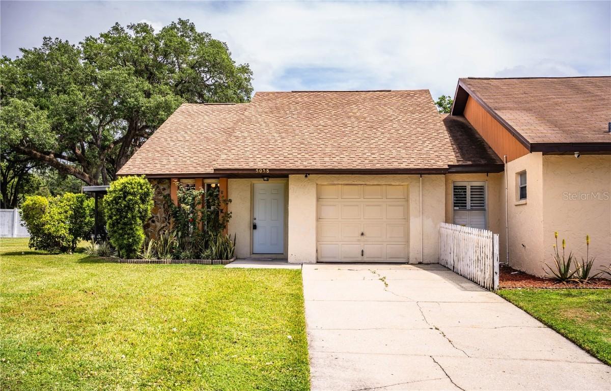 5058 Cimarron Dr., Lakeland, FL 33813