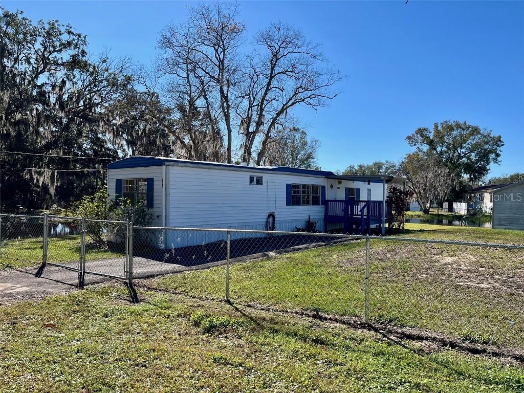 2944 Palm Cir., Haines City, FL 33844