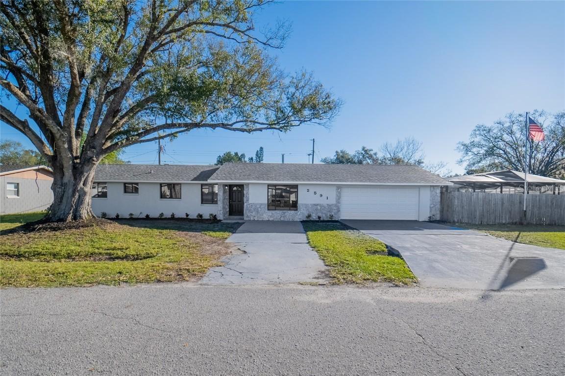 2591 Edmond Cir., Auburndale, FL 33823