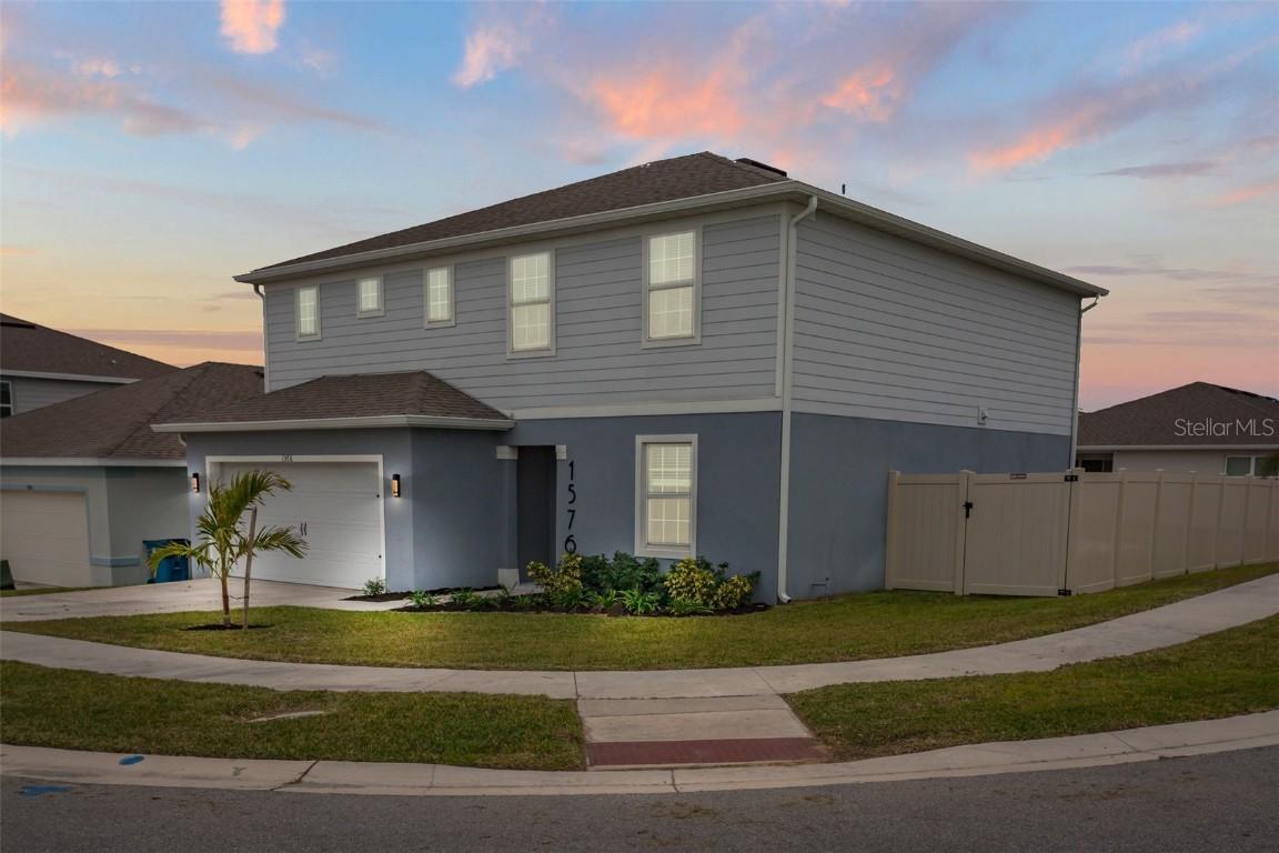 1576 Aspen Ave., Davenport, FL 33837