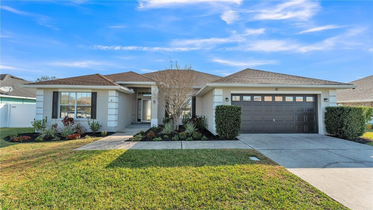 1570 Doves View Cir., Auburndale, FL 33823