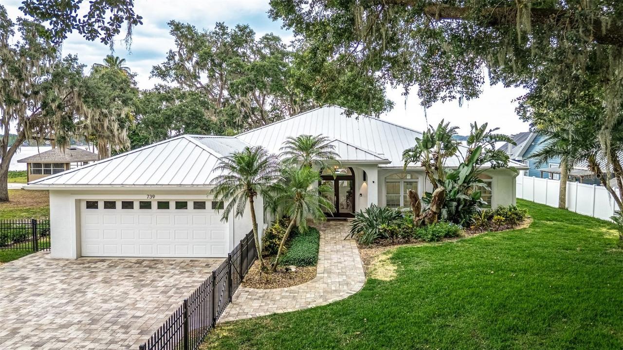 739 Swann Dr., Lakeland, FL 33809