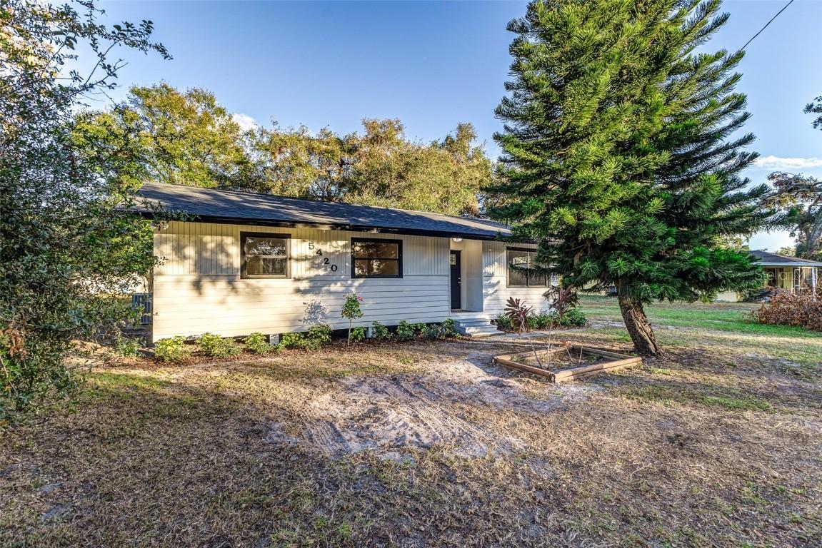 5420 Ivory Ln., Lakeland, FL 33811