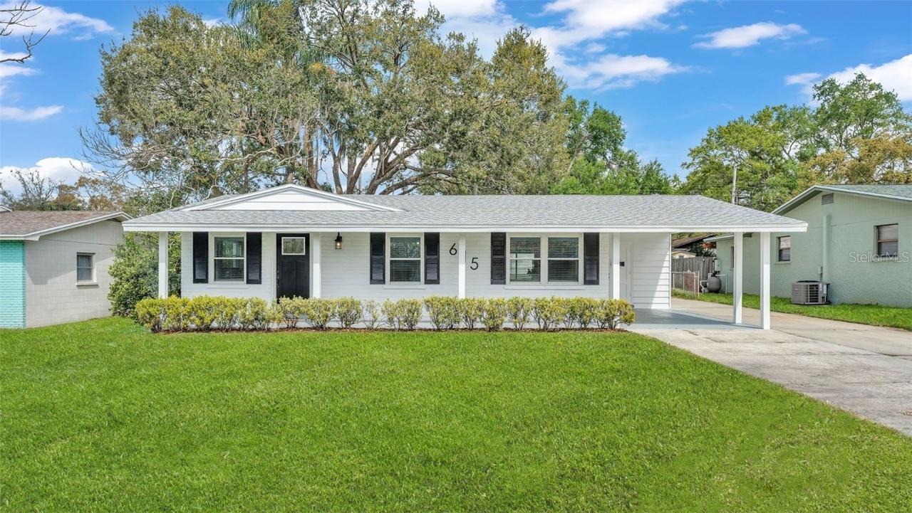 615 Carey Pl., Lakeland, FL 33803