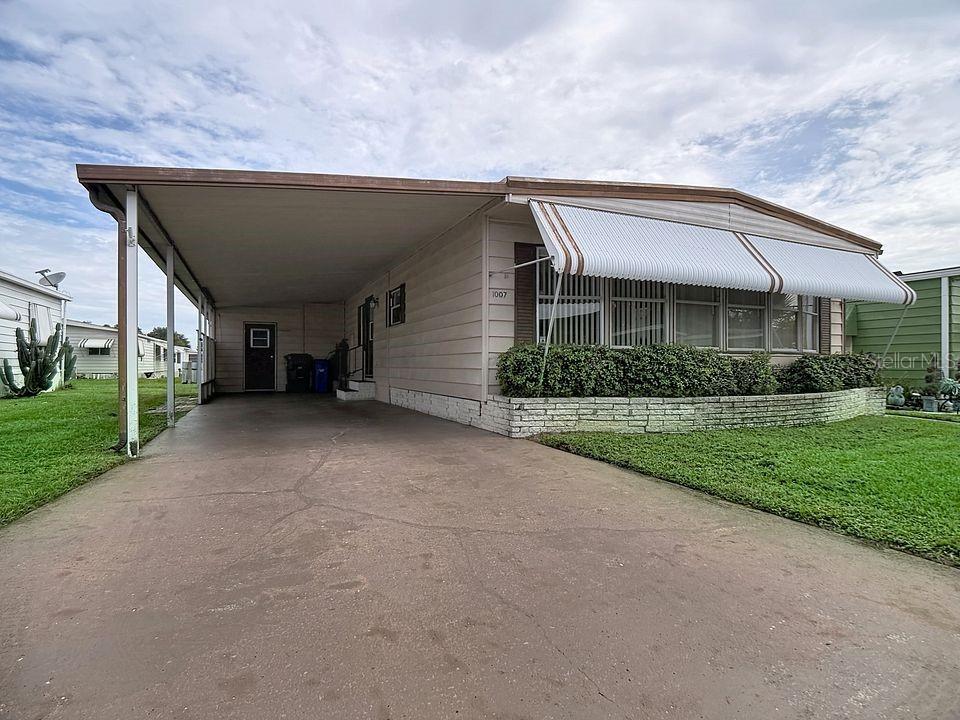 1007 Forest Lake Dr., Lakeland, FL 33809