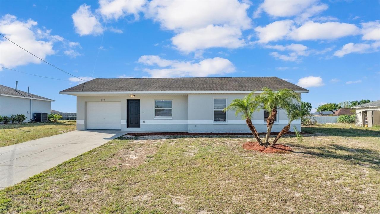 220 Lily Pad Rd., Eagle Lake, FL 33839
