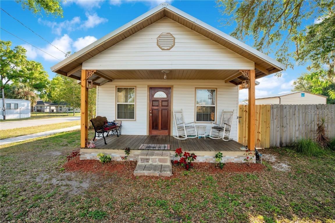5519 S 6th St., Highland City, FL 33846