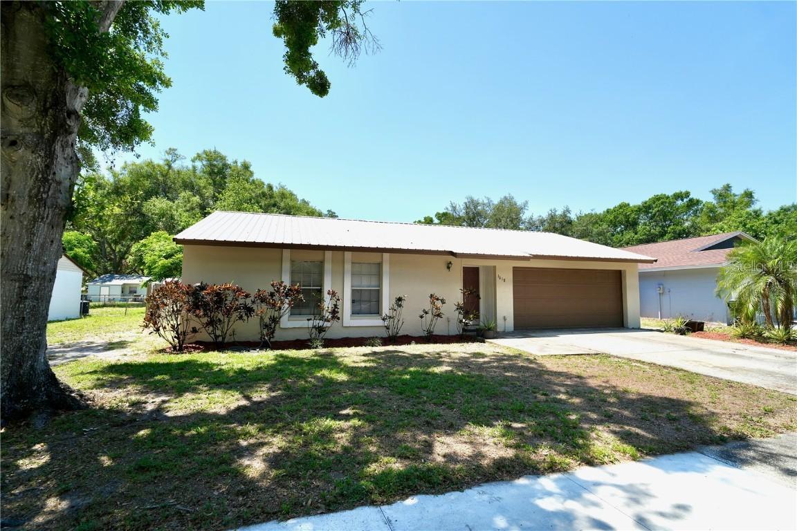 1618 Crystalview Tr., Lakeland, FL 33801