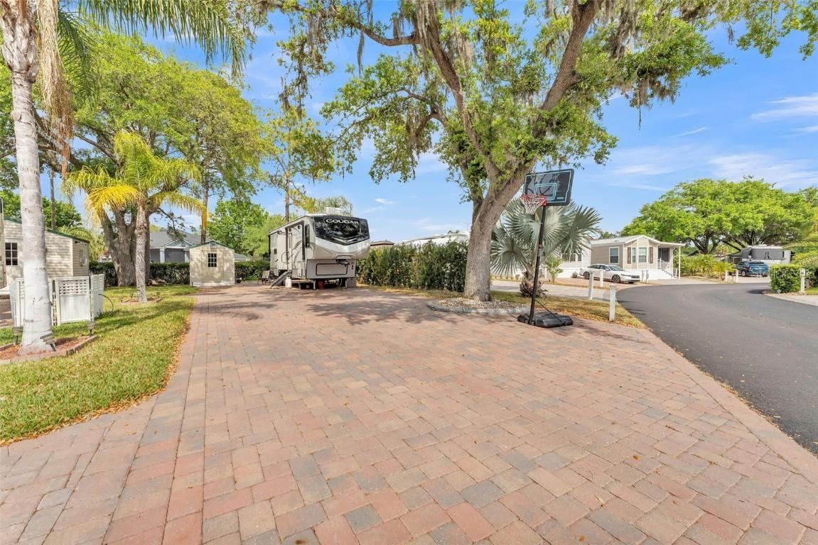 16329 Cherry Tree Ct., Clermont, FL 34714