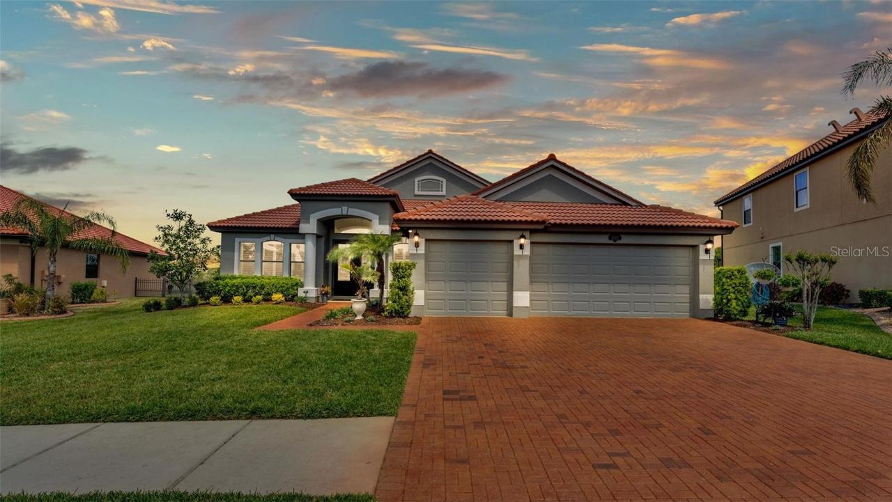 1983 Via Lago Dr., Lakeland, FL 33810