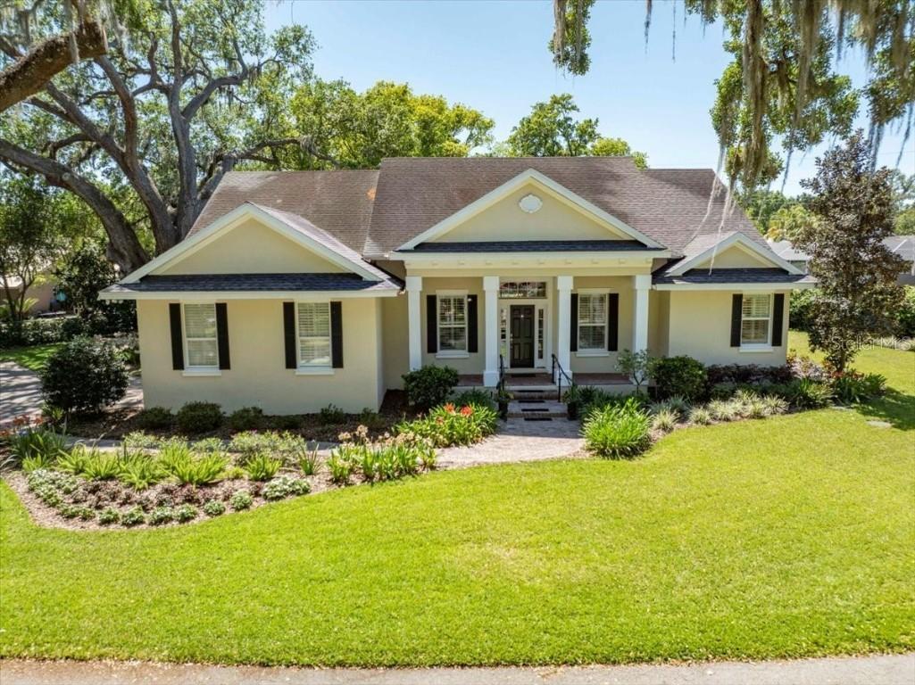 2021 Wisteria Ln., Lakeland, FL 33813