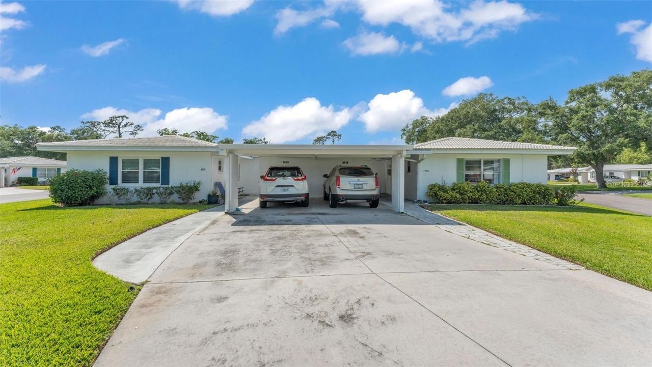703 Barber Cir., Lakeland, FL 33803