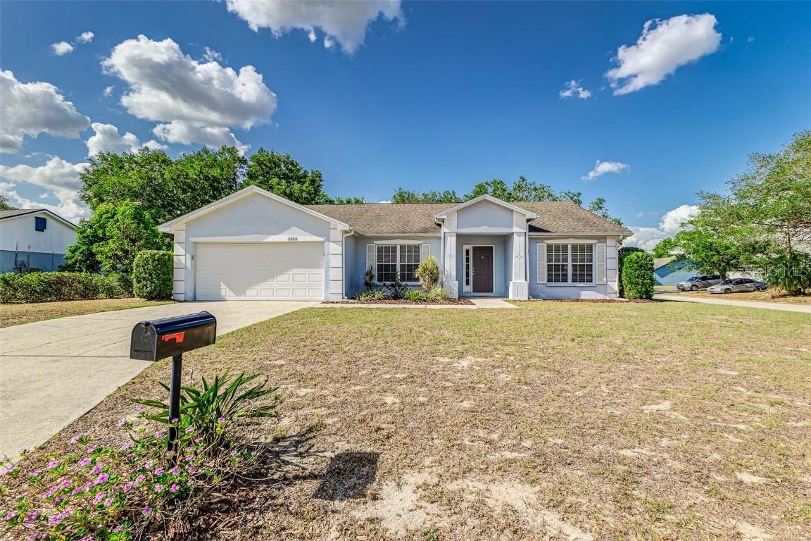 3252 Big Valley Dr., Lakeland, FL 33812
