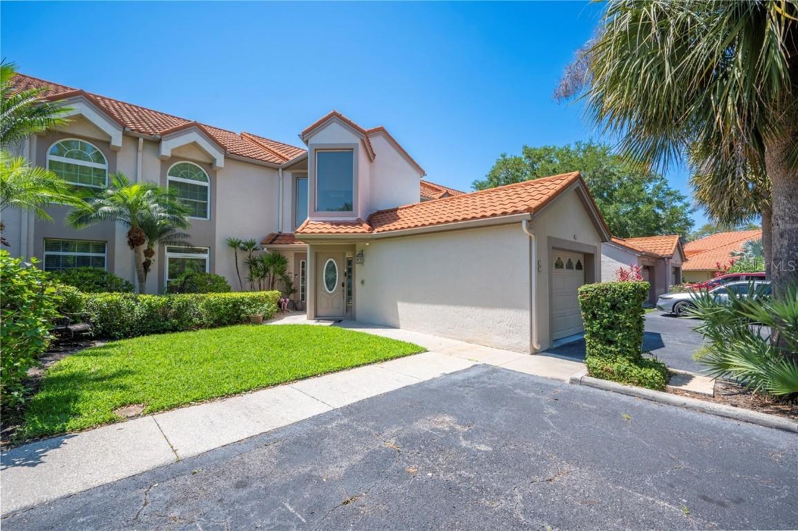 71 Sunset View Dr., Winter Haven, FL 33884