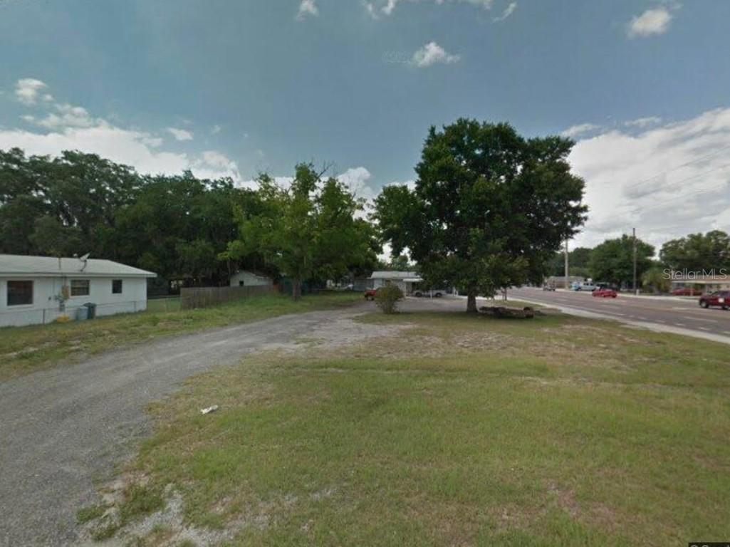 102 Kim St., Auburndale, FL 33823