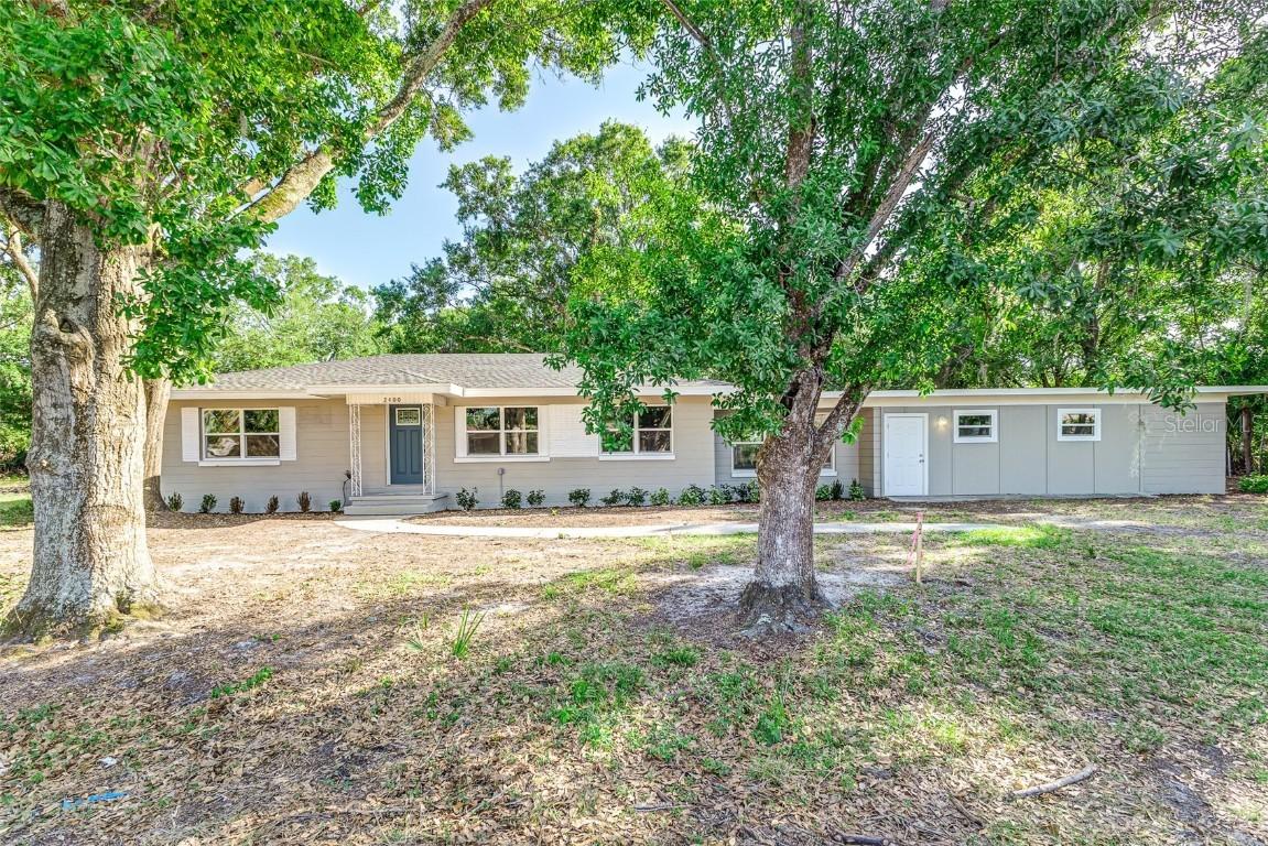 2400 Avenue D, Winter Haven, FL 33880