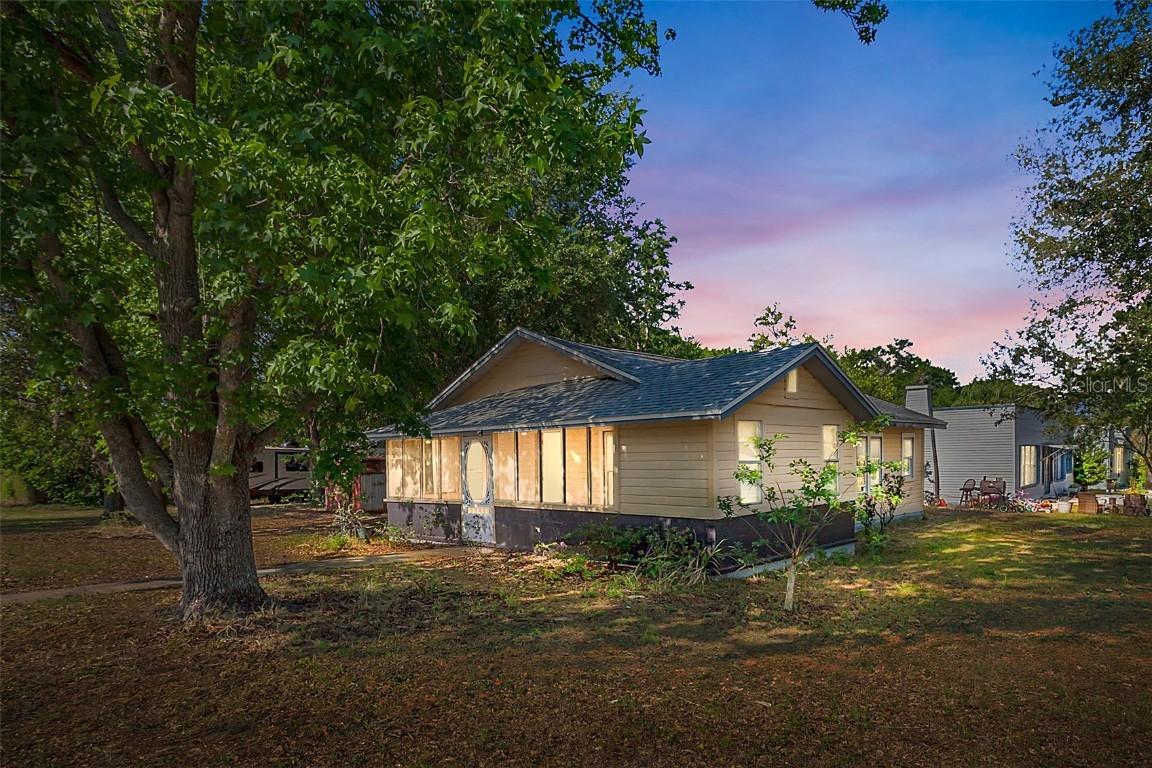 746 Cohassett Ave., Lake Wales, FL 33853