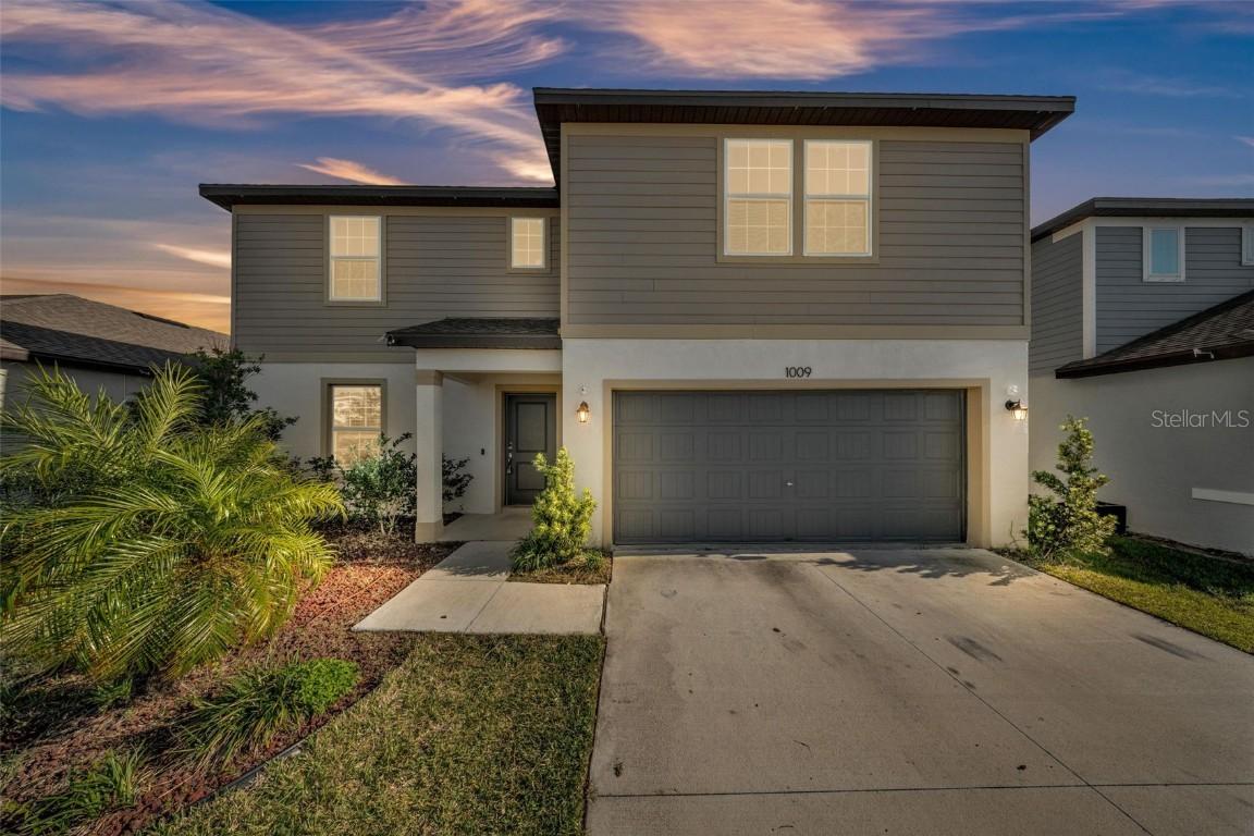 1009 Golden Shiner Ave., Ruskin, FL 33570