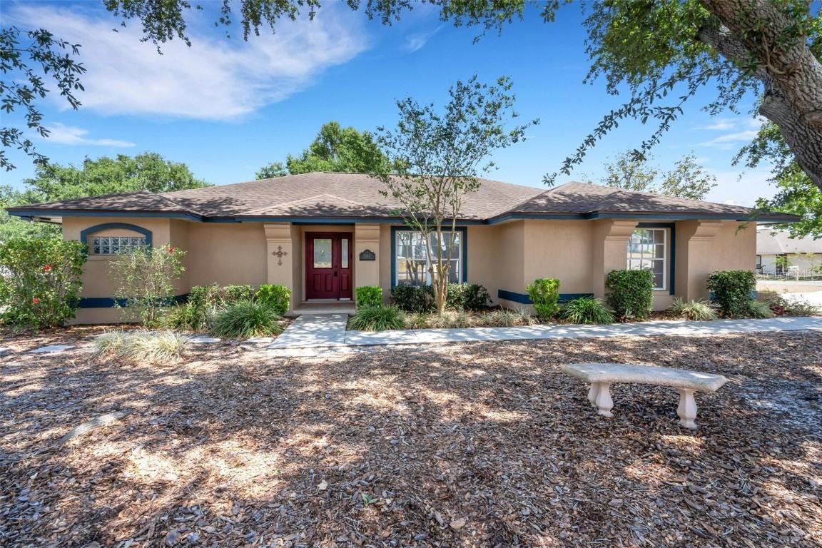 2642 Summitview Dr., Lakeland, FL 33812