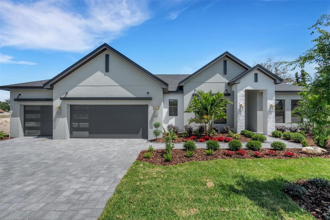 5374 Clubhouse Hills Ln, Lakeland, FL 33812