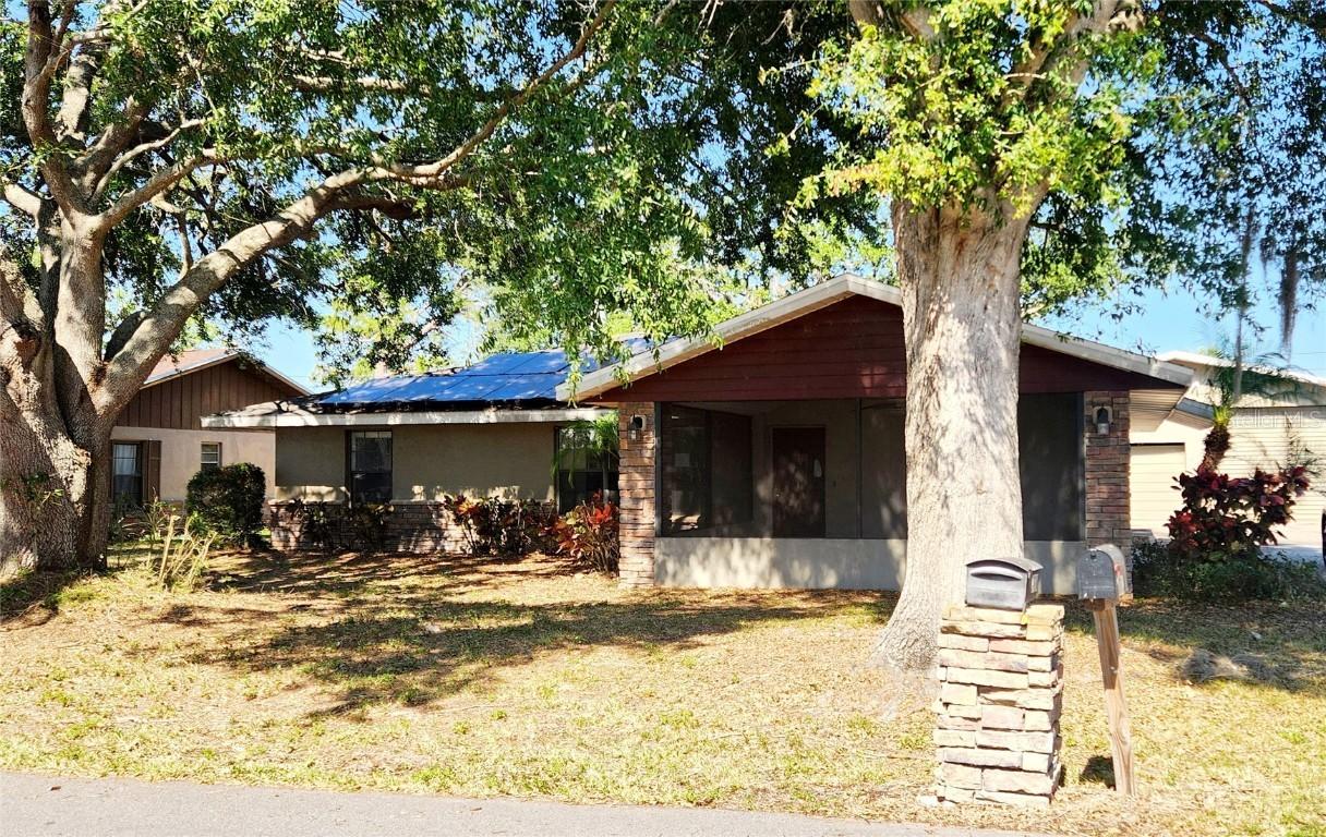 4918 Wales St., Lake Wales, FL 33859