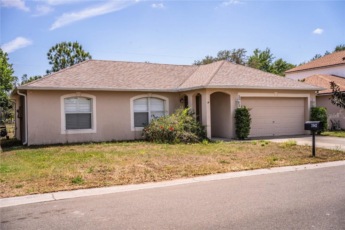 3942 Warbler Dr., Winter Haven, FL 33880